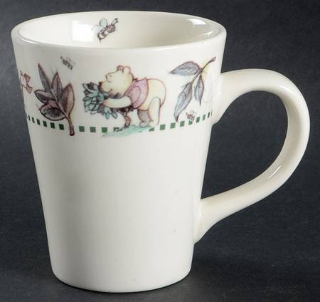 Winnie the Pooh (Leaf&Animal Rim) Mug