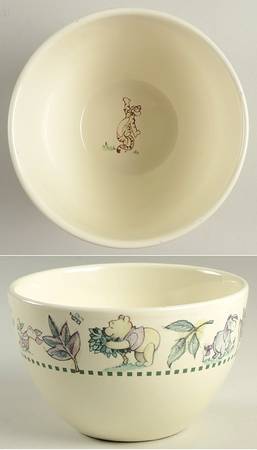 Winnie the Pooh (Leaf&Animal Rim) Coupe Cereal Bowl