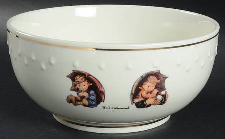 Hummel Collection 9" Round Serving Bowl