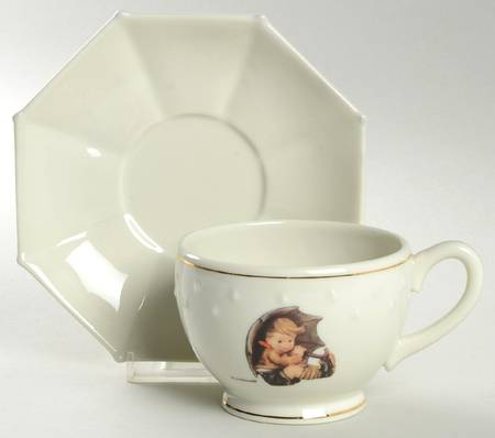 Hummel Collection Flat Cup & Saucer Set