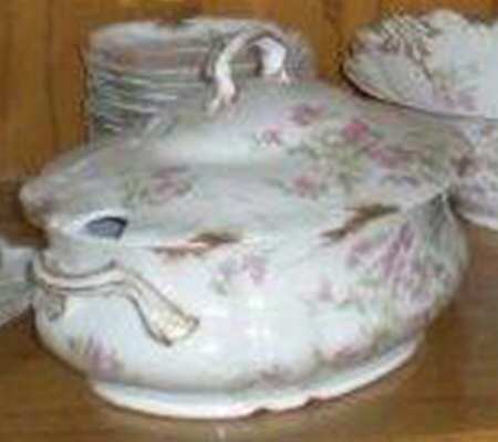 DEI163 Tureen &  Lid