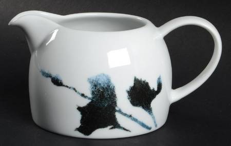 Silhuet Creamer