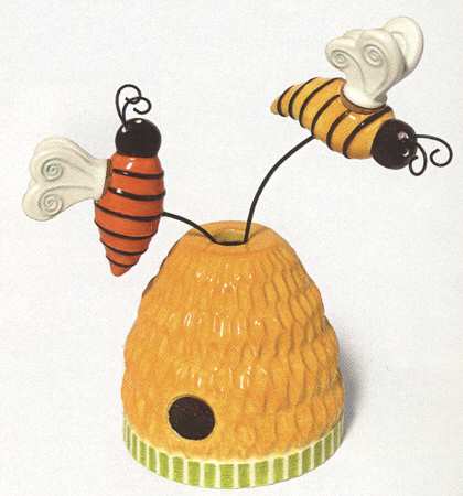 Garden Buzz Salt & Pepper Set