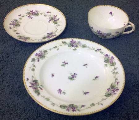 DRE129 Flat Cup & Saucer Set