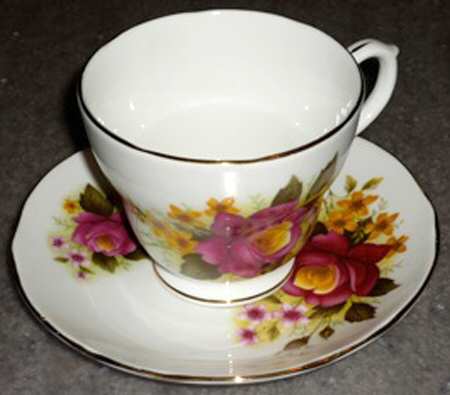 344 Footed Cup & Saucer Set