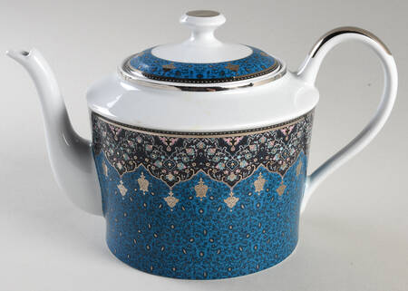 Dhara Peacock Teapot & Lid