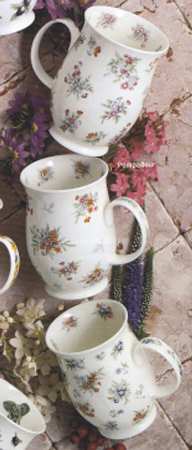 Pompadour Mug
