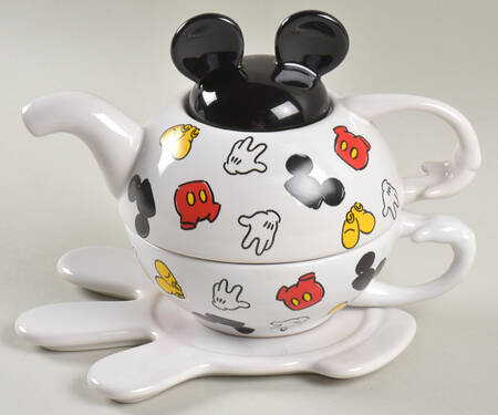 DIN37 Individual Teapot & Lid with Cup & Saucer