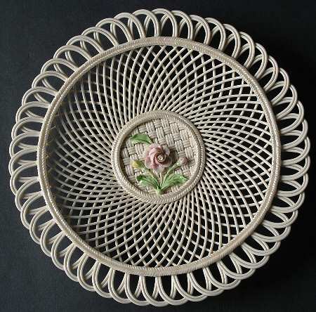 Giftware 8" Pierced Plate