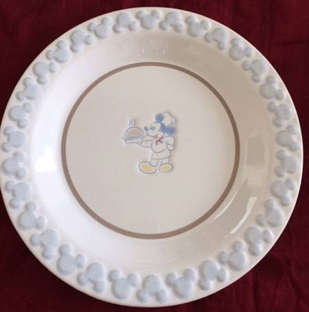 DIN39 by Disney