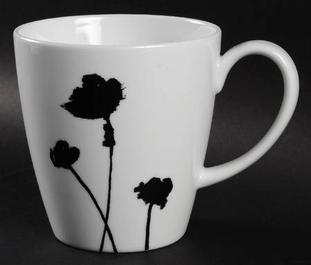 Stilla Black Mug