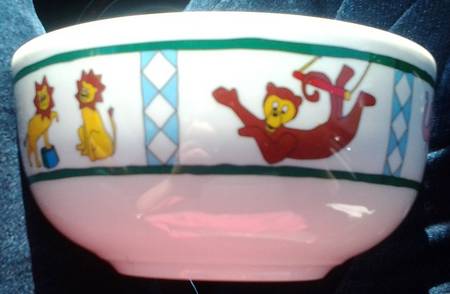 DAN172 Melmac/Melamine Child's Bowl