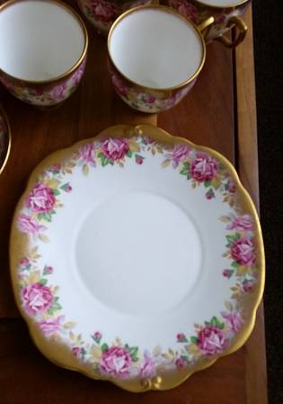 DUC78 Square Handled Cake Plate