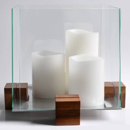 Design with Light Gls Hurricane Cube (Mtl Tray,4 Gls Panes,3Candles)