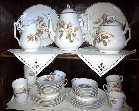 DEI223 Flat Cup & Saucer Set