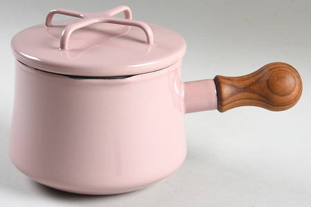 Kobenstyle Pink 1.0 Quart Metal Covered Saucepan