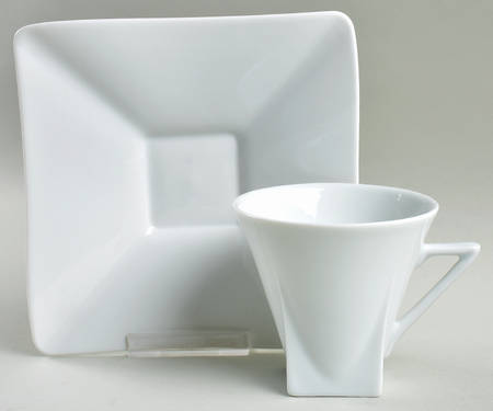 Kaolin Flat Cup & Saucer Set