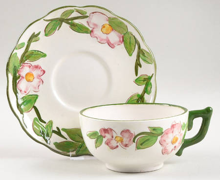 Dogwood Flat Cup & Saucer Set