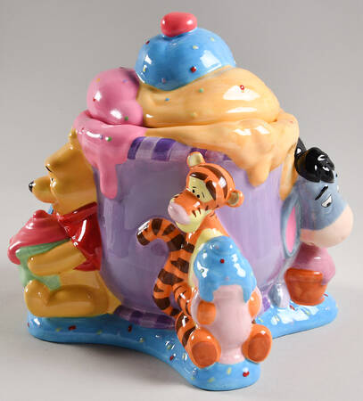 Cookie Jars Figural Cookie Jar & Lid