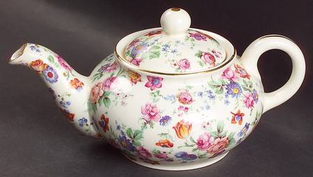 DORSET (CHEERY CHINTZ, GOLD TRIM) Individual Teapot & Lid