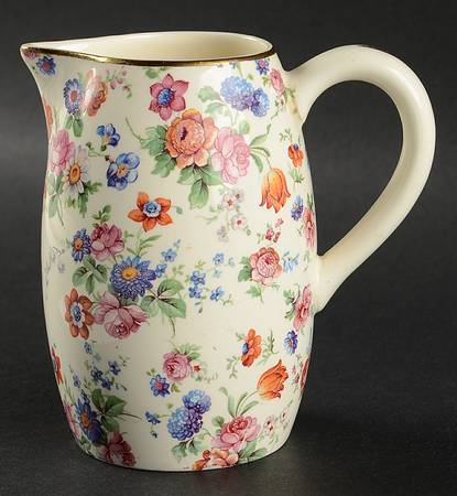 DORSET (CHEERY CHINTZ, GOLD TRIM) Creamer