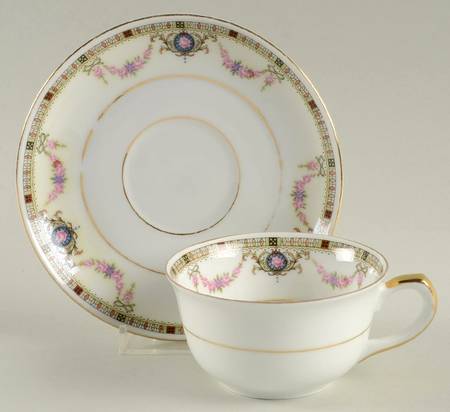 EAM3 (CREAM RIM) Flat Cup & Saucer Set