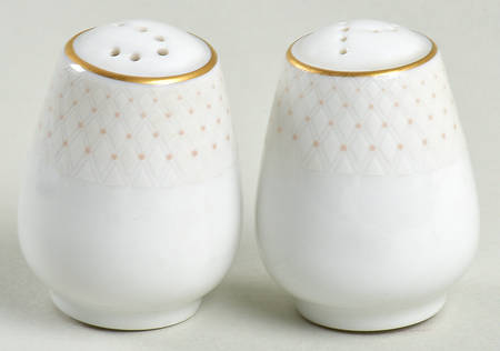 Cameo Salt & Pepper Set