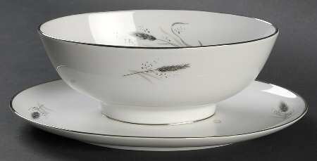 Ceres (Coupe) Gravy Boat with Attached Underplate