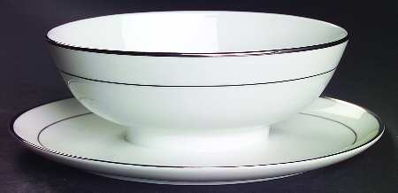 Lohengrin Gravy Boat with Attached Underplate