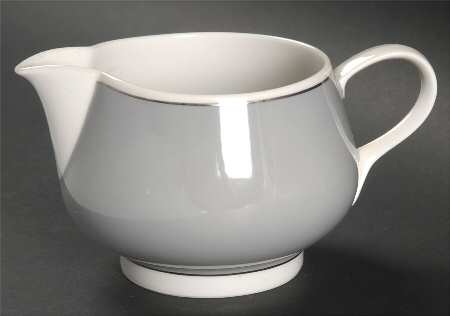 Majestic Creamer