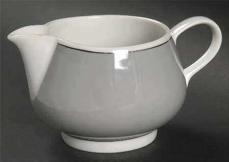 Majestic Creamer