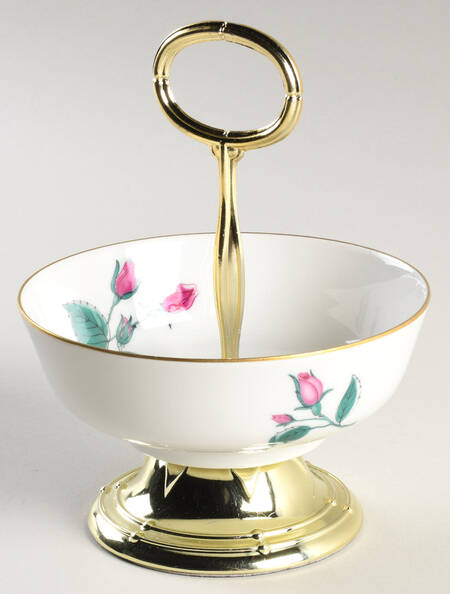 Radiance 6"-7" Handled Footed Nut Dish HC