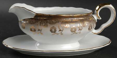 1578 Gravy Boat with Attached Underplate