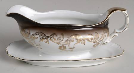 5261 Gravy Boat with Attached Underplate