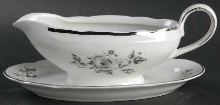 Rosalie Gravy Boat with Attached Underplate