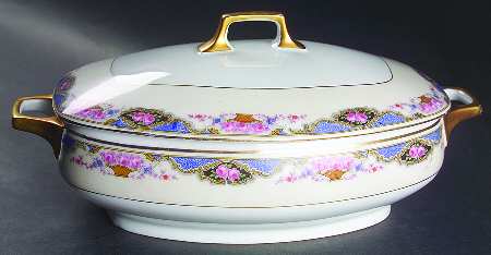 1262 (Verge, Cream Rim) Oval Covered Vegetable