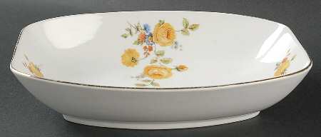 1389 9" Oval Vegetable Bowl