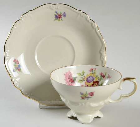 15387 Footed Cup & Saucer Set