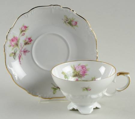 16793 Footed Cup & Saucer Set