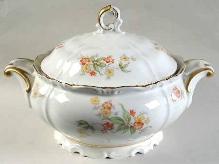 17635 Round Covered Vegetable