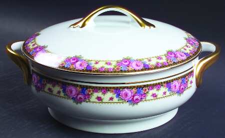 2471 Round Covered Vegetable