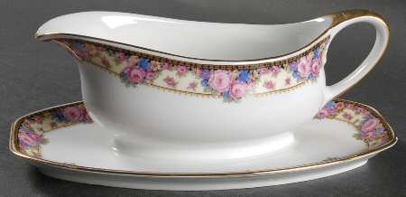 2471 Gravy Boat with Attached Underplate
