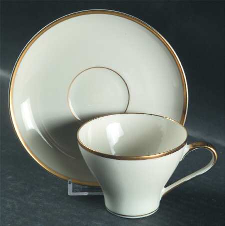 7540 (Coupe Shape) Flat Cup & Saucer Set