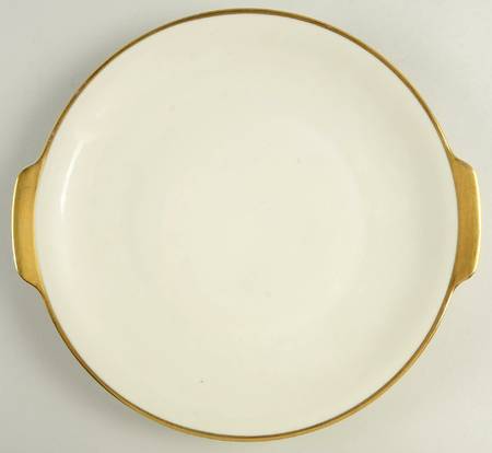 7540 (Coupe Shape) Handled Cake Plate
