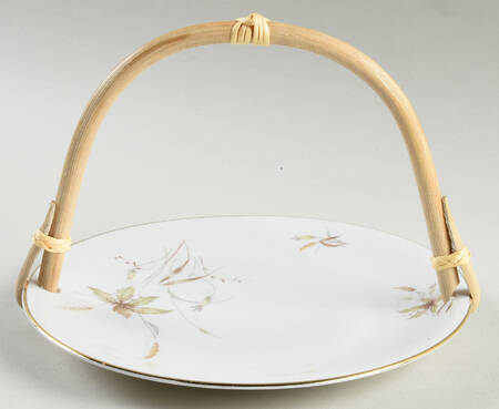 Aurora 5 3/8"-5 5/8" Bamboo Handled Serving Plate  HC