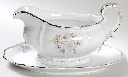 Belcrest Gravy Boat with Attached Underplate