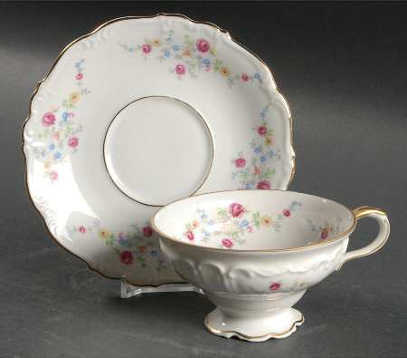 Brighton Footed Cup & Saucer Set