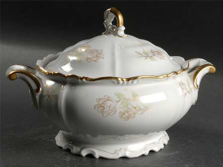 Bridal Rose Round Covered Vegetable