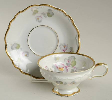 Charlotte Footed Cup & Saucer Set