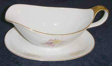 Concordia Gravy Boat with Attached Underplate